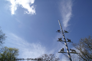 Maibaumaufstellen in Bayern